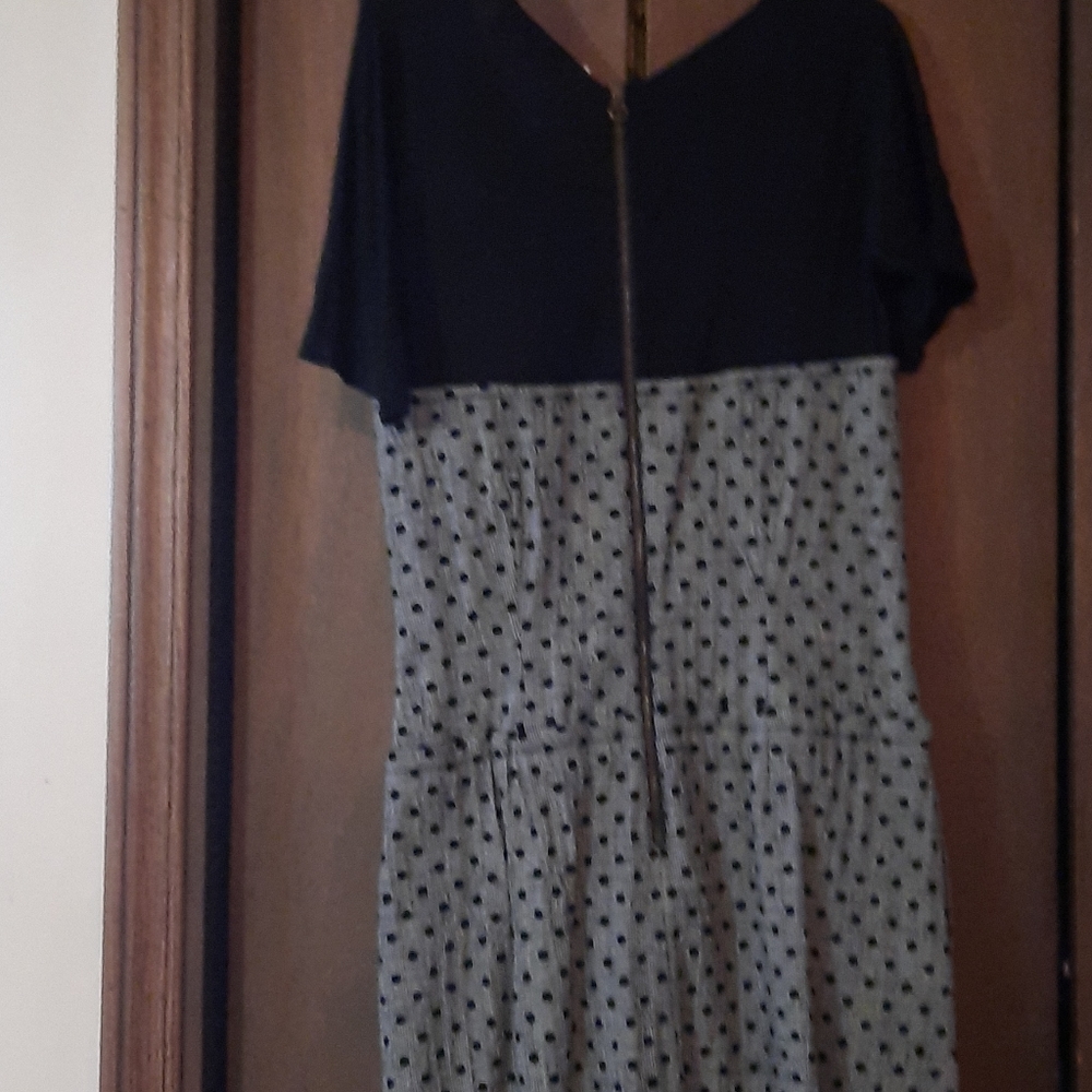 Never worn - Picture 4 of 8